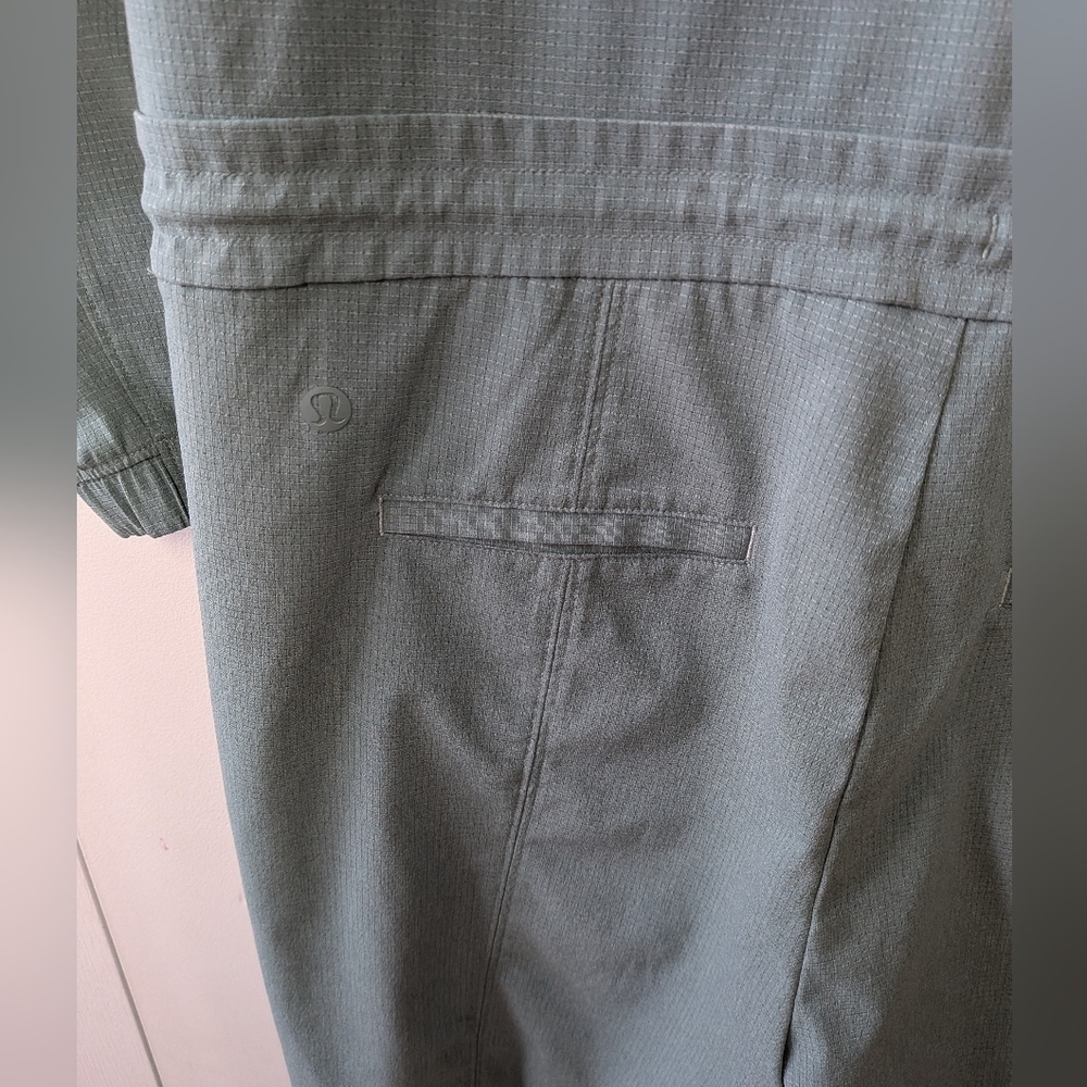 Lululemon Ventlight Zippered Jumpsuit Size 4 Color Tidewater Teal With Pockets - Picture 11 of 16